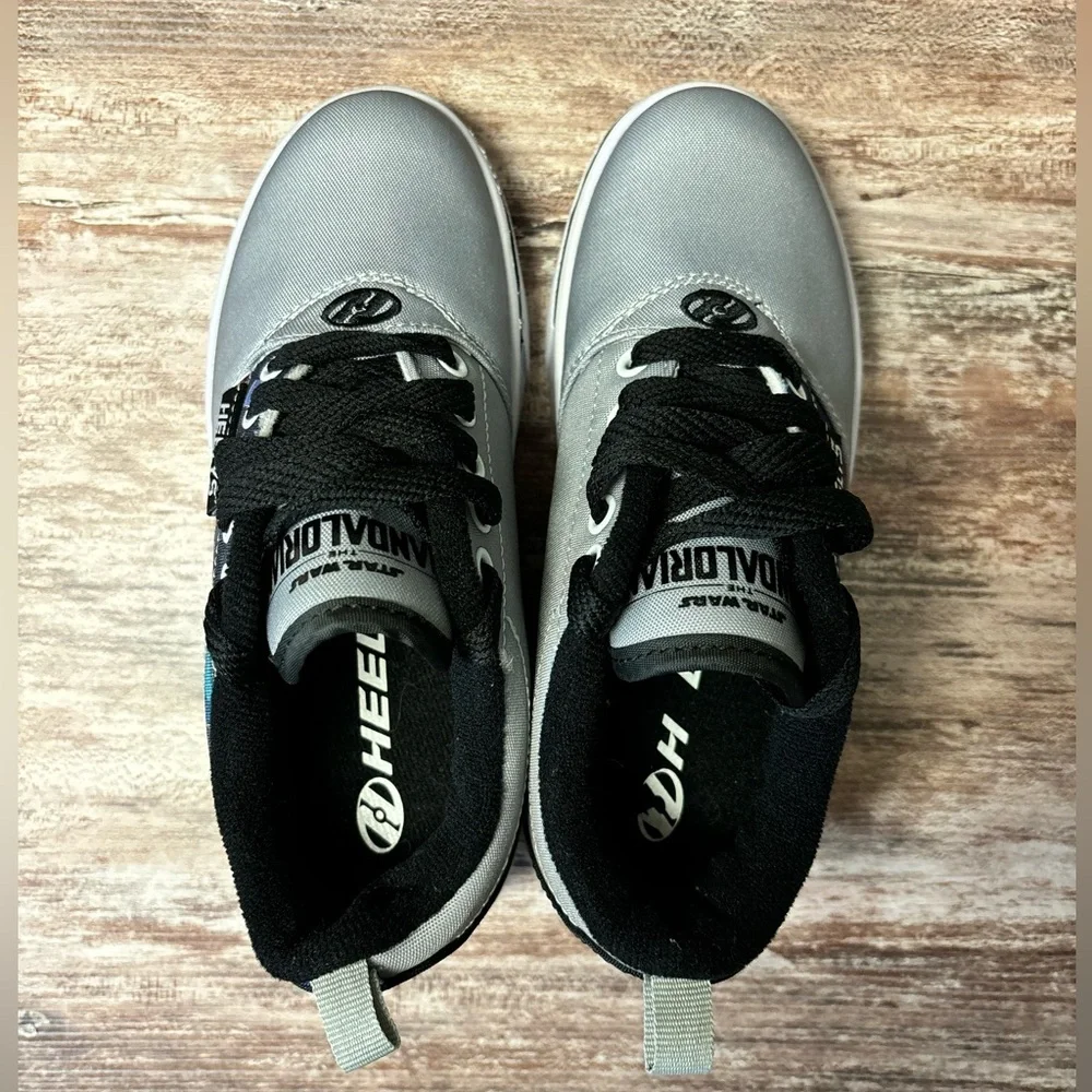 Heelys | LIKE NEW! EUC Star Wars Mandalorian Skate Shoes, Size 1 (Youth)
